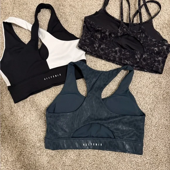 Sports bra bundle - Picture 2 of 5